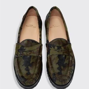 Ann Mashburn Calf-hair Camo Lug Sole Loafers EUC 6